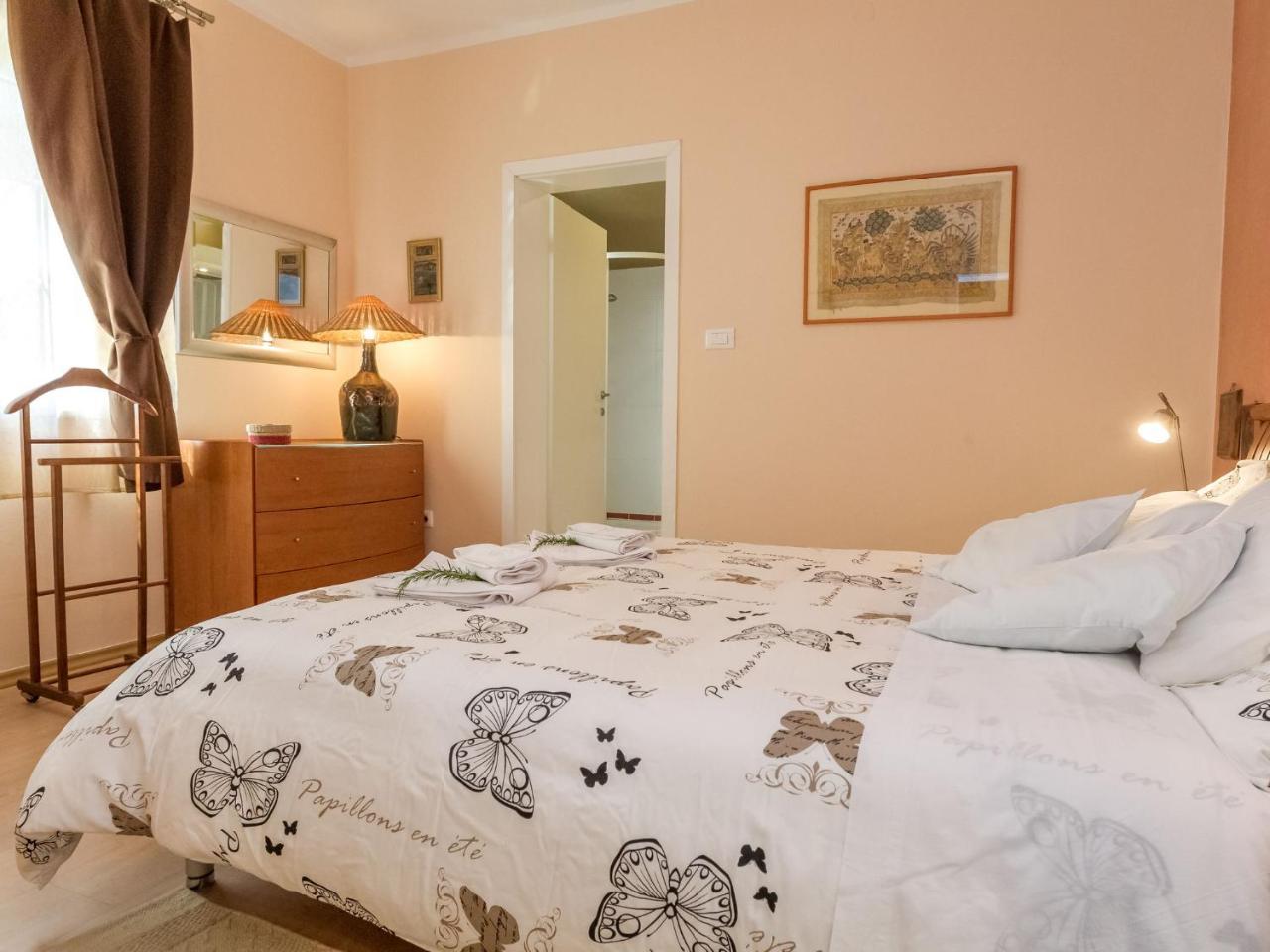 Spacious Holiday Home In Molat With Pool Brgulje Dış mekan fotoğraf